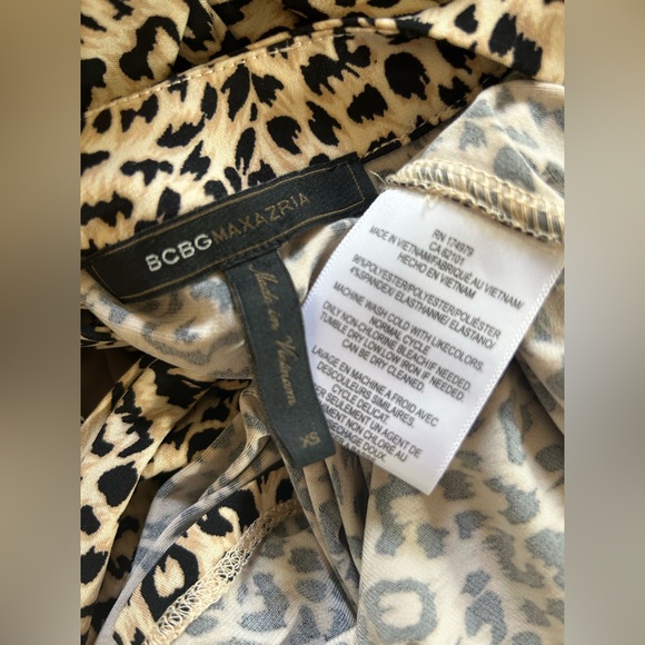 Bcbg dress XS in great condition. - Picture 3 of 3